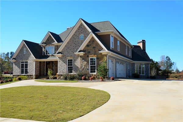 梦见住大房子是什么意思 梦见住大房子是什么意思