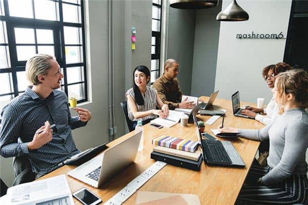 梦见当官是什么意思 梦见当官是什么意思