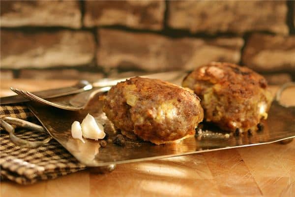 梦见吃丸子是什么意思 梦见吃丸子是什么意思