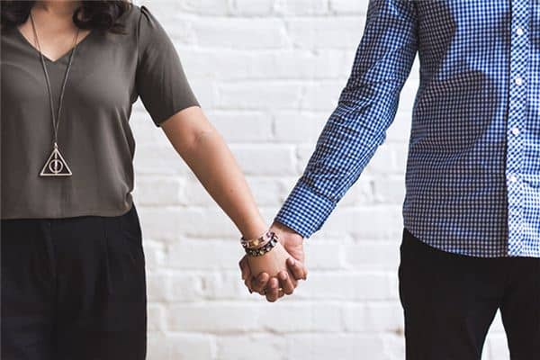 梦见解救丈夫是什么意思 梦见解救丈夫是什么意思