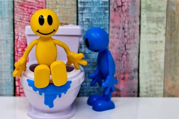 梦见小便有血是什么意思 梦见小便有血是什么意思