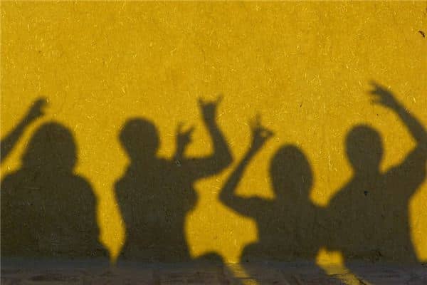 梦见看戏是什么意思 梦见看戏是什么意思