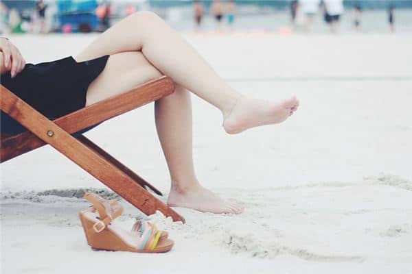 梦见赤足是什么意思 梦见赤足是什么意思