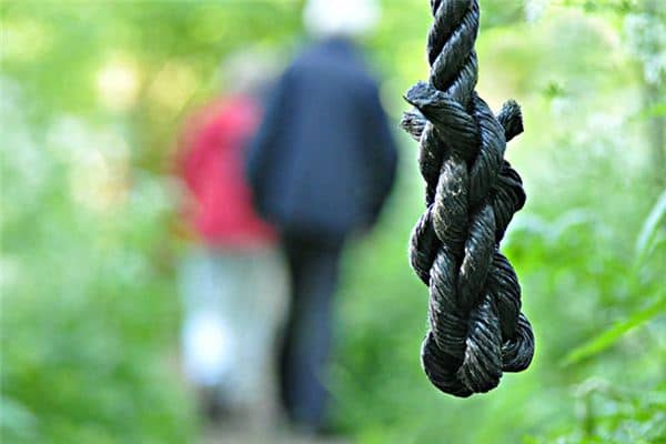 梦见老婆上吊是什么意思 梦见老婆上吊是什么意思