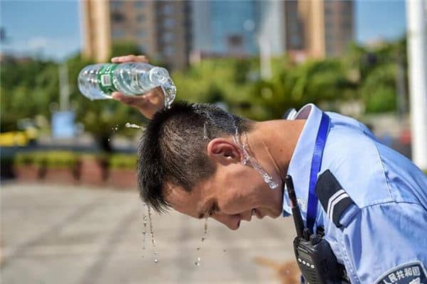 梦见燥热难忍是什么意思 梦见燥热难忍是什么意思