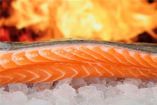 梦见吃生鱼是什么意思 梦见吃生鱼是什么意思