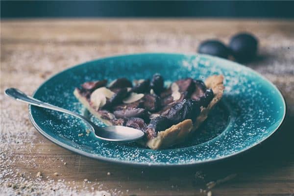 梦见吃馅饼是什么意思 梦见吃馅饼是什么意思