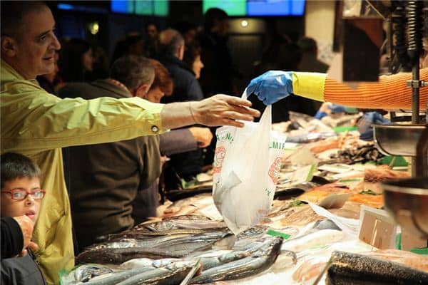 梦见买鱼是什么预兆 梦见买鱼是什么预兆