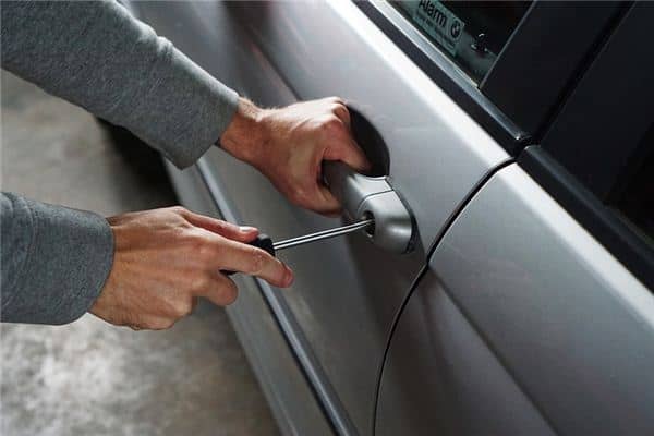 梦见盗窃是什么意思 梦见盗窃是什么意思