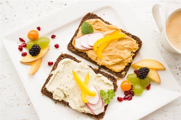 梦见自己吃泥是什么意思 梦见自己吃泥是什么意思