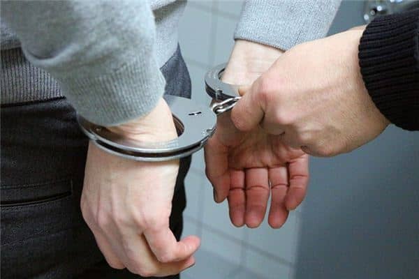 梦见被捕是什么意思 梦见被捕是什么意思