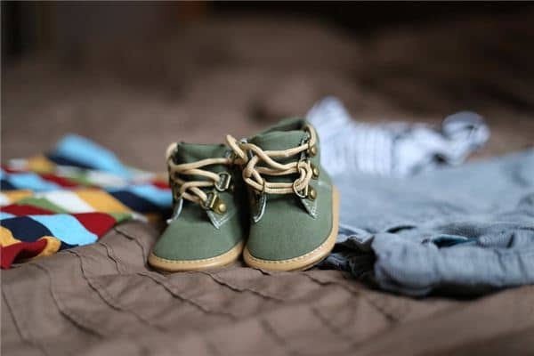 梦见买鞋是什么意思 梦见买鞋是什么意思