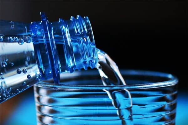 梦见找水喝是什么意思 梦见找水喝是什么意思