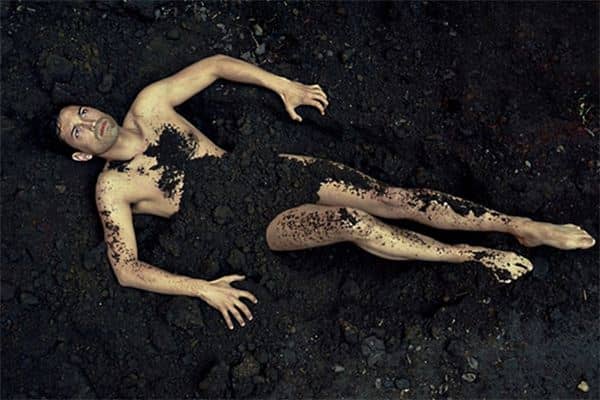 梦见男女赤裸是什么意思 梦见男女赤裸是什么意思