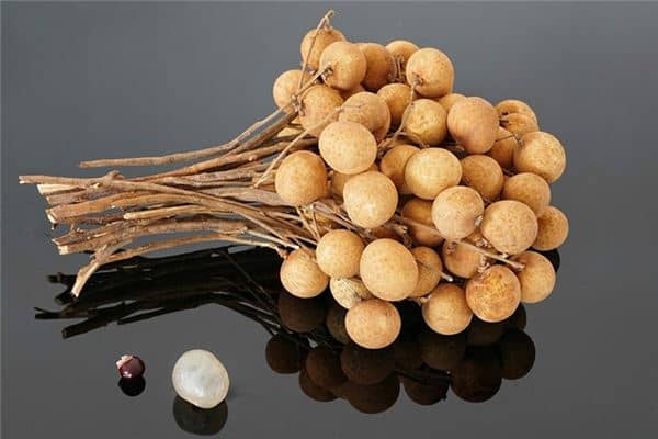 梦见吃龙眼是什么意思 梦见吃龙眼是什么意思