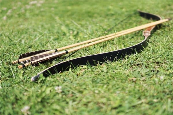 梦见被射中是什么意思 梦见被射中是什么意思