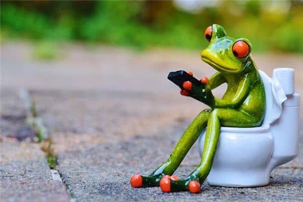 梦见拉屎是什么意思 梦见拉屎是什么意思