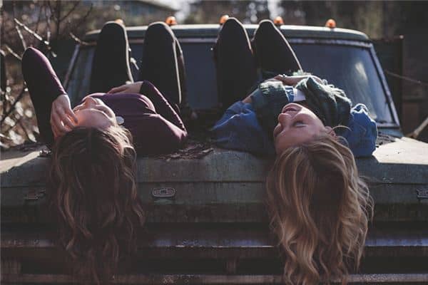 梦见聊天闲聊是什么意思 梦见聊天闲聊是什么意思