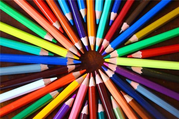 梦见彩笔是什么意思 梦见彩笔是什么意思