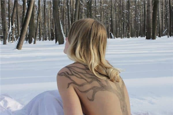 梦见裸体画是什么预兆 梦见裸体画是什么预兆