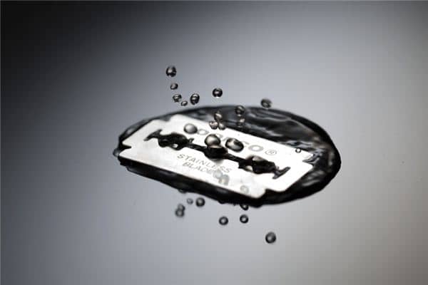 梦见剃刀是什么意思 梦见剃刀是什么意思