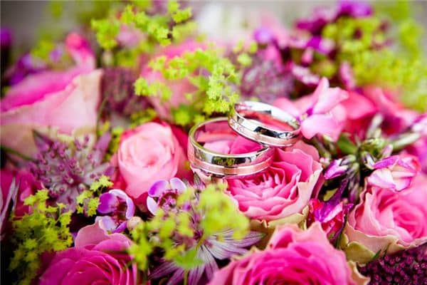 梦见送戒指是什么意思 梦见送戒指是什么意思