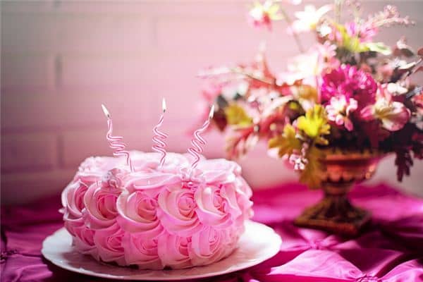 梦到蛋糕周公解梦 梦到蛋糕周公解梦