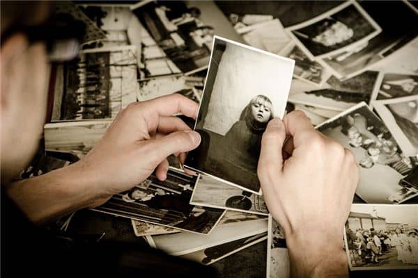 梦见照片是什么意思 梦见照片是什么意思