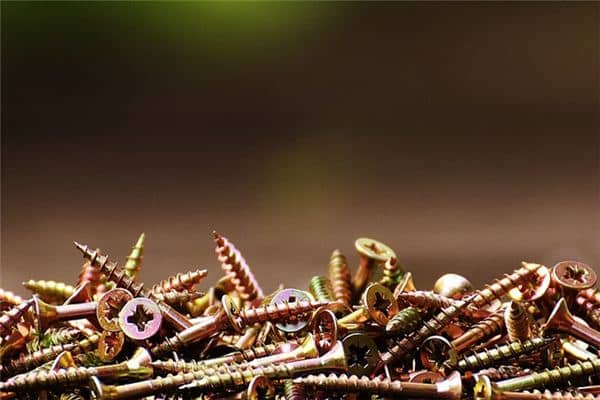 梦见螺钉是什么意思 梦见螺钉是什么意思