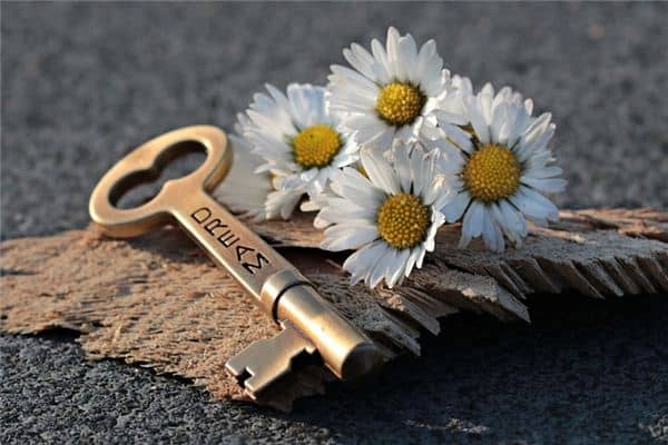 梦见钥匙是什么意思 梦见钥匙是什么意思