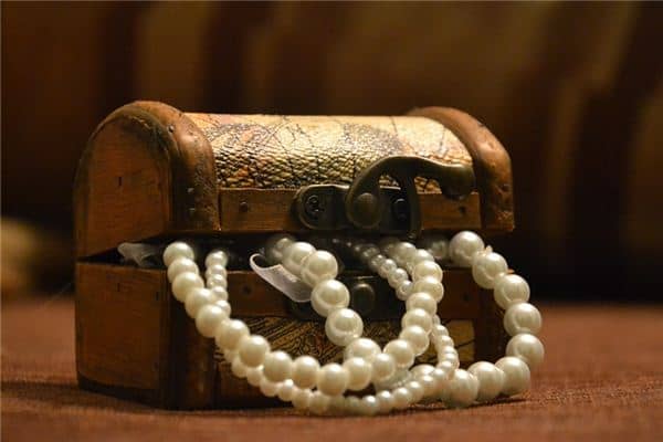 梦见保险箱是什么意思 梦见保险箱是什么意思