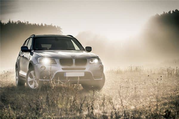 梦见车灯是什么意思 梦见车灯是什么意思