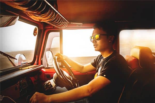 梦见驾驶是什么意思 梦见驾驶是什么意思