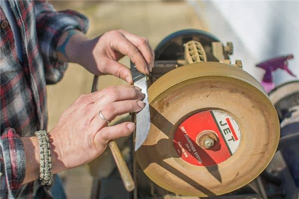 梦见磨石是什么意思 梦见磨石是什么意思