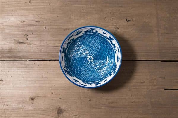 梦见盘子是什么意思 梦见盘子是什么意思