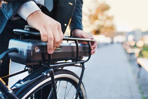 梦见电瓶是什么意思 梦见电瓶是什么意思