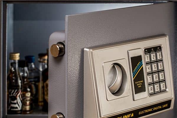 梦见保险柜是什么意思 梦见保险柜是什么意思