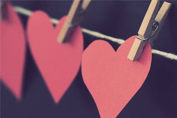 梦见红纸是什么意思 梦见红纸是什么意思