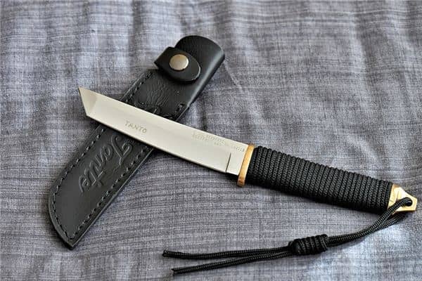 梦见带刀是什么意思 梦见带刀是什么意思