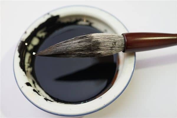 梦见毛笔是什么意思 梦见毛笔是什么意思