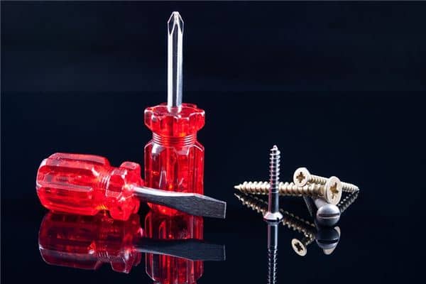 梦见螺丝刀是什么意思 梦见螺丝刀是什么意思