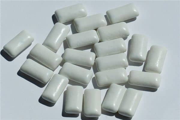 梦见口香糖是什么意思 梦见口香糖是什么意思