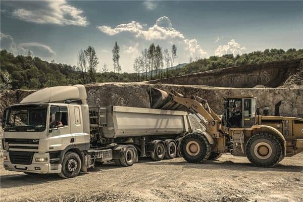 梦见载重车是什么意思 梦见载重车是什么意思