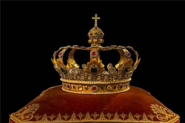 梦见皇冠是什么意思 梦见皇冠是什么意思