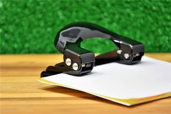 梦见打孔机是什么意思 梦见打孔机是什么意思