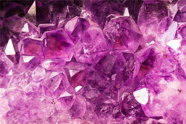 梦见晶体是什么意思 梦见晶体是什么意思