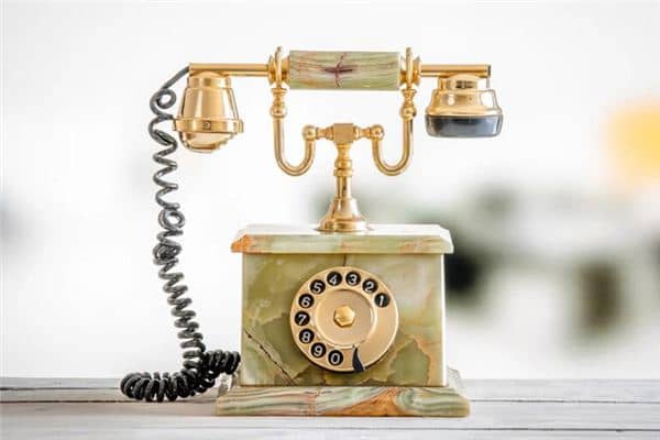 梦见电话号码是什么预兆 梦见电话号码是什么预兆