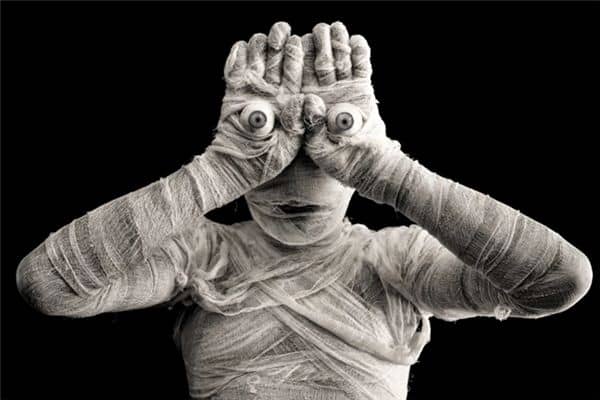 梦见裹尸布是什么意思 梦见裹尸布是什么意思