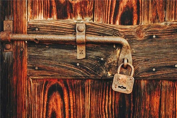 梦见门闩是什么意思 梦见门闩是什么意思