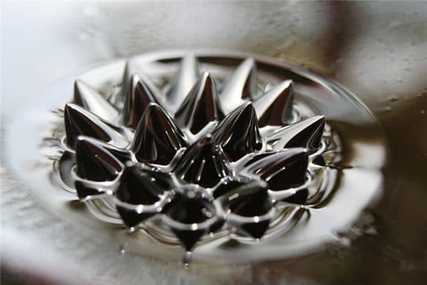 梦见天然磁石是什么意思 梦见天然磁石是什么意思